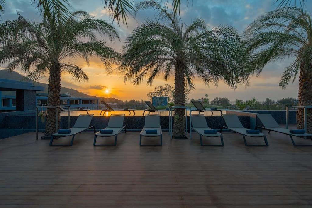 P15 Pool View Apartment *