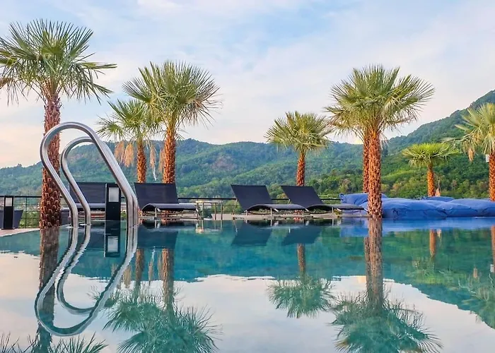 Kamala Beach P15 Pool View Suite